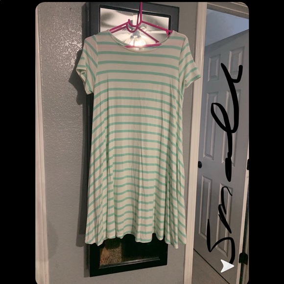Mint striped dress has pockets - Picture 1 of 1